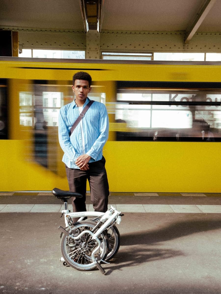 White 3 Speed Folding Bike I8049