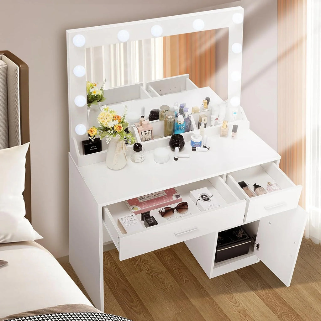 White Vanity Table with Light and Mirror B765