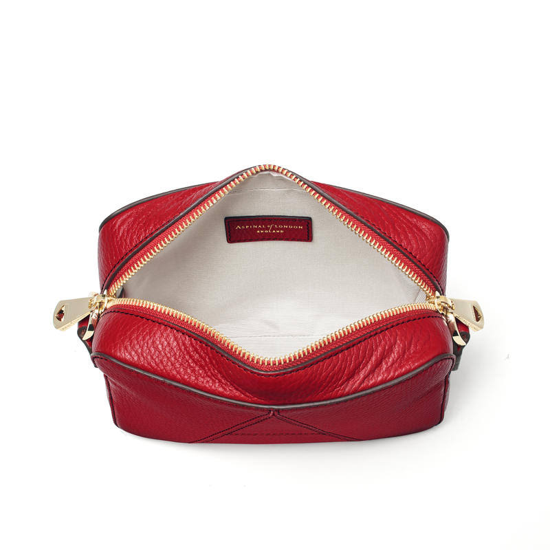 Camera Bag in Cherry Pebble T66929