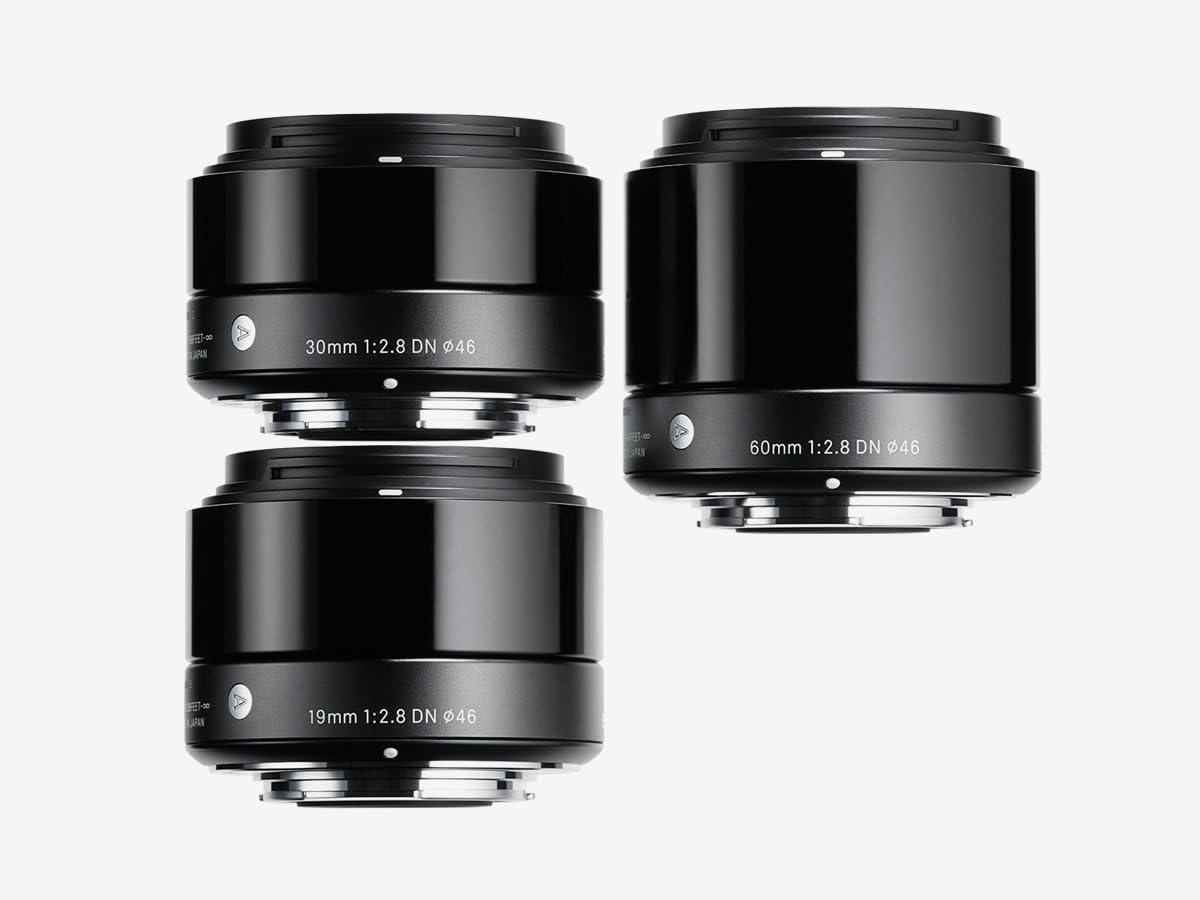30mm F2.8 Black Lens P551774